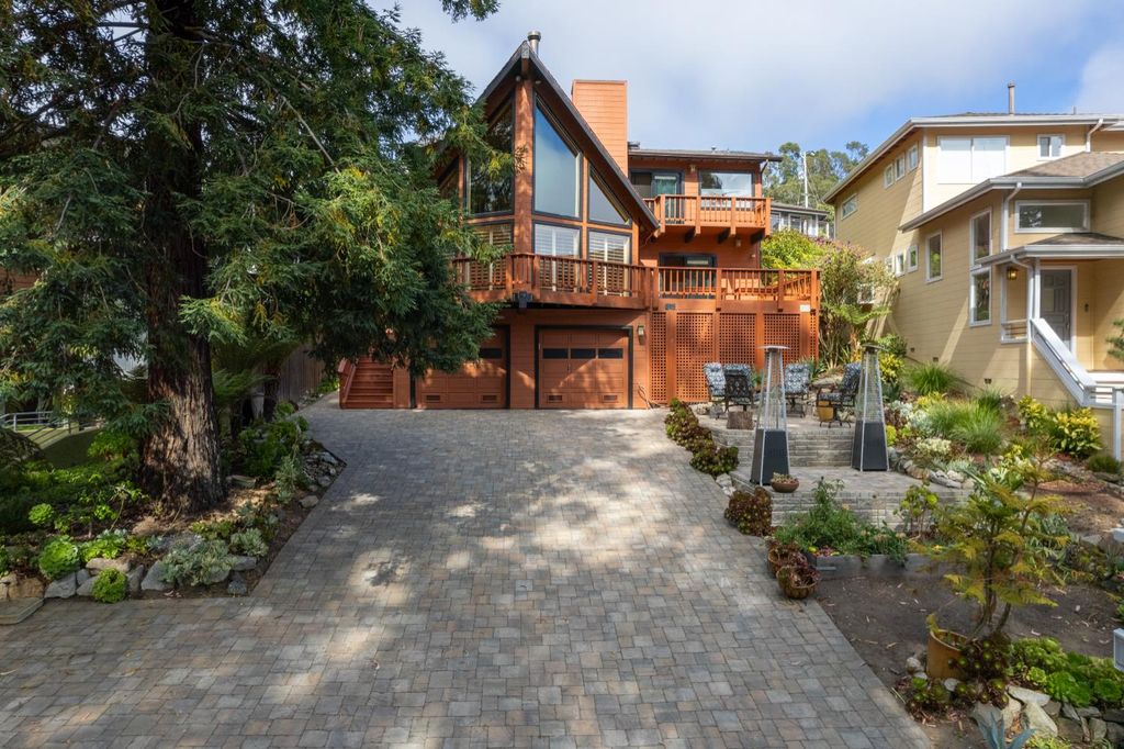 450 Sevilla, Half Moon Bay, CA 94018