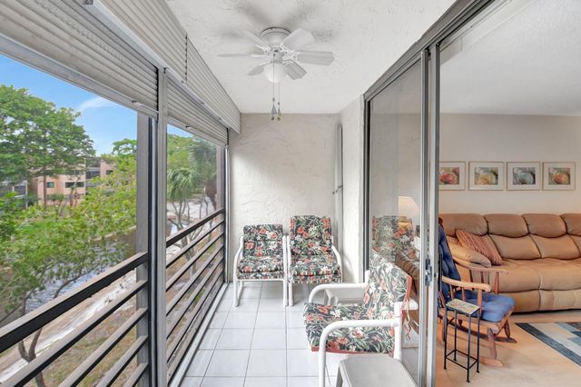 7770 Tahiti Lane 306, Lake Worth, FL 33467