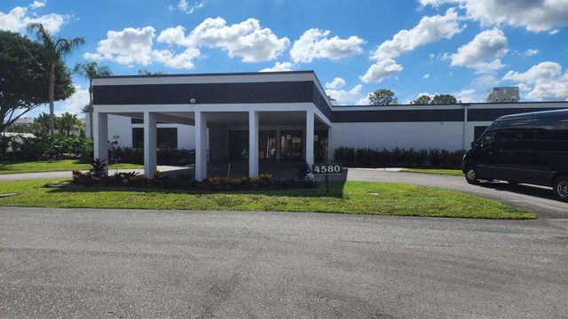 7770 Tahiti Lane 306, Lake Worth, FL 33467