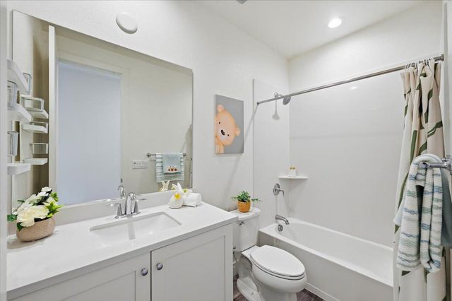 2027 Joshua Tree Circle, Milpitas, CA 95035