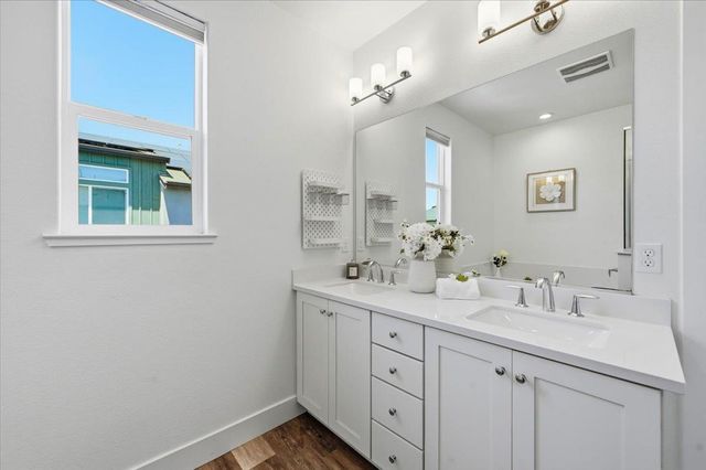 2027 Joshua Tree Circle, Milpitas, CA 95035