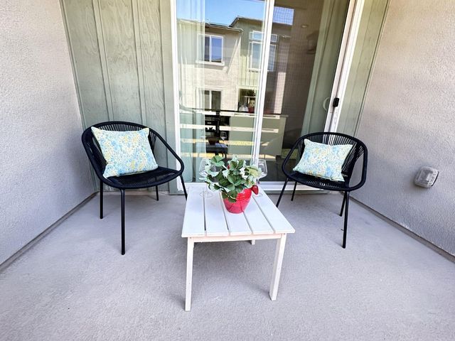2027 Joshua Tree Circle, Milpitas, CA 95035