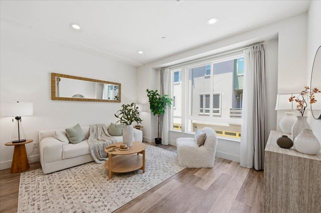 2027 Joshua Tree Circle, Milpitas, CA 95035