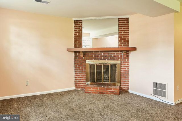 5719 6TH ST N, Arlington, VA 22205