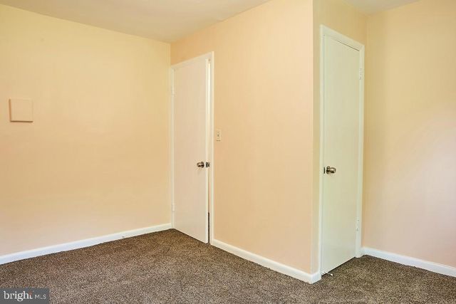 5719 6TH ST N, Arlington, VA 22205