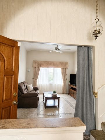 15305 La Valle, Sylmar, CA 91342