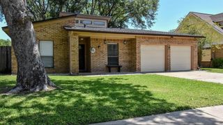 15 Murex Street, Bay City, TX 77414