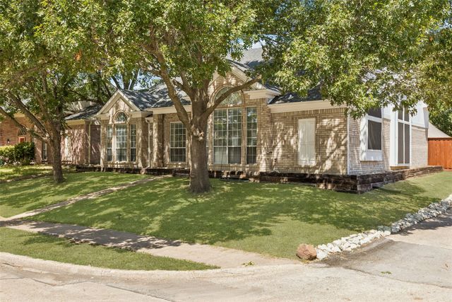 8113 Pickard Drive, Rowlett, TX 75088