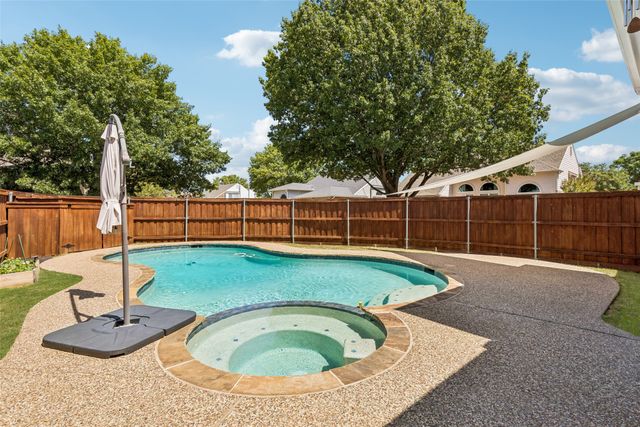 8113 Pickard Drive, Rowlett, TX 75088
