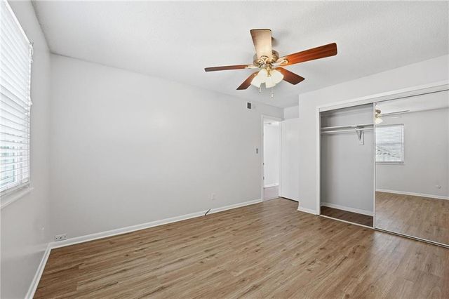 6232 Robinson Street 2, Overland Park, KS 66202