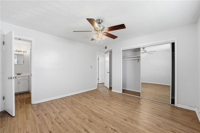 6232 Robinson Street 2, Overland Park, KS 66202