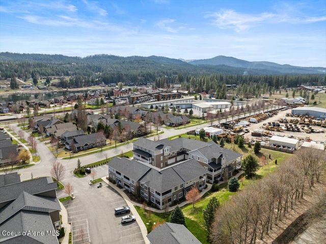 4577 W GREENCHAIN LOOP, 1, Coeur D'alene, ID 83814