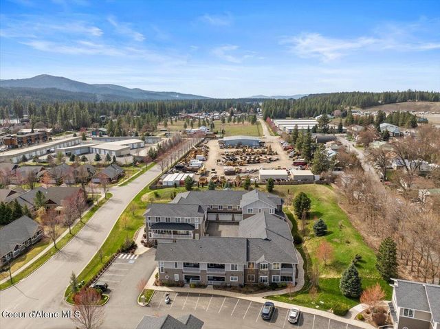 4577 W GREENCHAIN LOOP, 1, Coeur D'alene, ID 83814