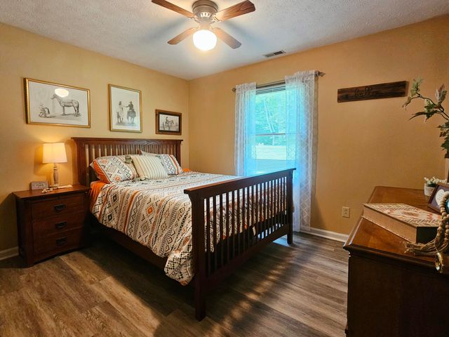 11 Pretty Ridge Road, Wellington, KY 40387