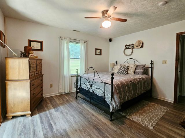 11 Pretty Ridge Road, Wellington, KY 40387