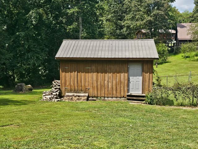 11 Pretty Ridge Road, Wellington, KY 40387