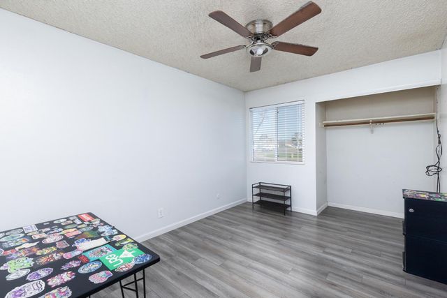 280 N Lillie, Dinuba, CA 93618