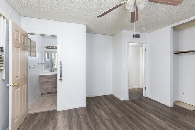 280 N Lillie, Dinuba, CA 93618