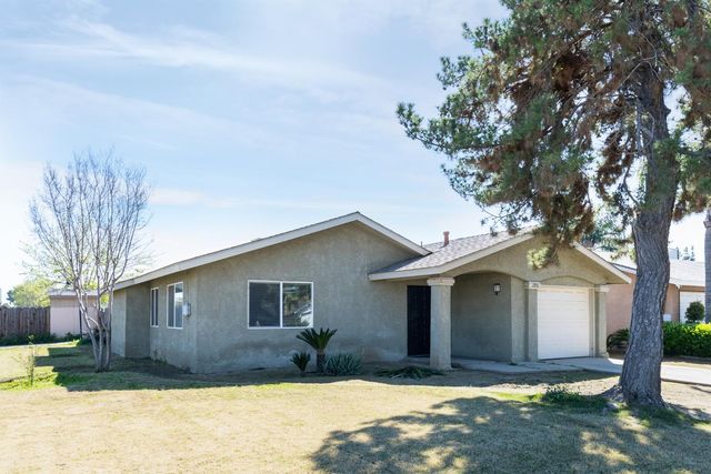 280 N Lillie, Dinuba, CA 93618
