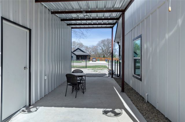 210 Stevens Street, Bridgeport, TX 76426