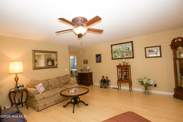 623 Pinehurst Trace Drive, Pinehurst, NC 28374