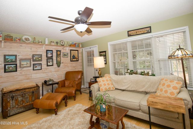 623 Pinehurst Trace Drive, Pinehurst, NC 28374