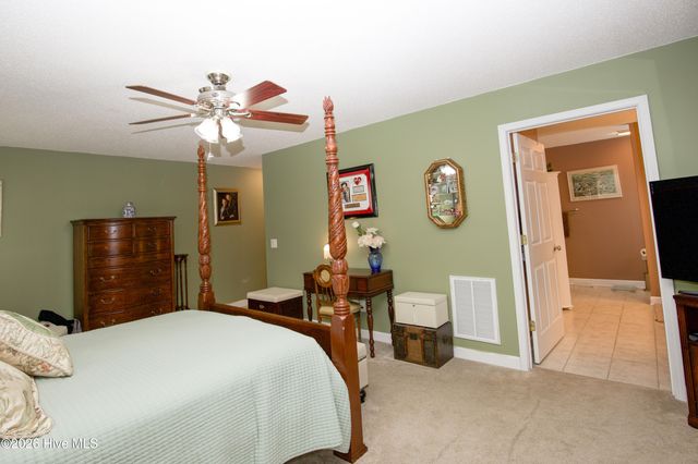 623 Pinehurst Trace Drive, Pinehurst, NC 28374