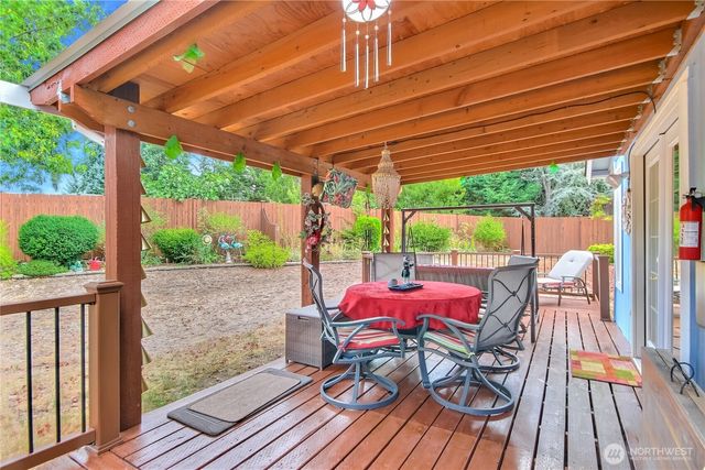 6540 3rd Way SE, Lacey, WA 98503