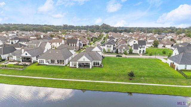 8343 Hattic St, Saint George, LA 70817