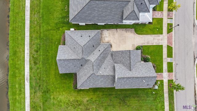 8343 Hattic St, Saint George, LA 70817