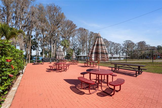 3519 E LINKS COURT, Palm Harbor, FL 34684