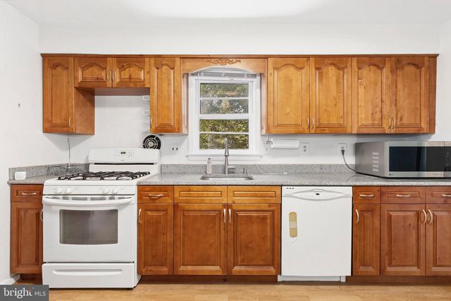 9717 48TH PL, College Park, MD 20740