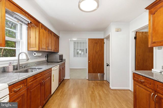 9717 48TH PL, College Park, MD 20740