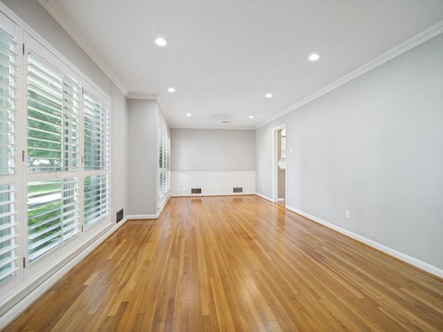 10216 Plummer Drive, Dallas, TX 75228