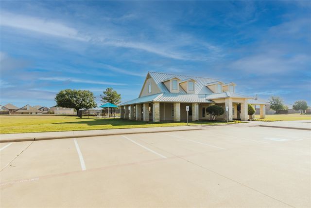 12637 Forest Lawn Road, Rhome, TX 76078