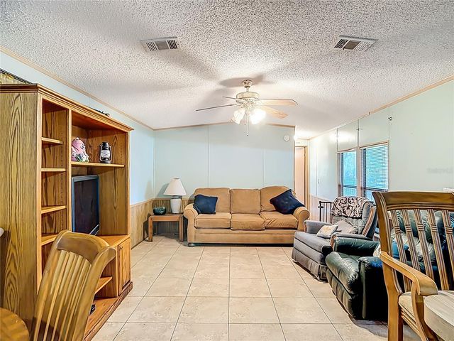 821 IRENE DRIVE, Auburndale, FL 33823