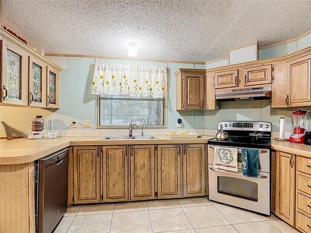 821 IRENE DRIVE, Auburndale, FL 33823