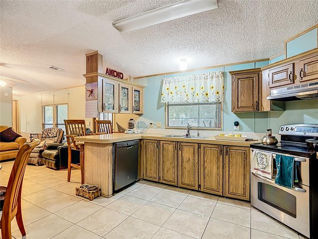 821 IRENE DRIVE, Auburndale, FL 33823