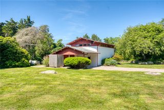 10 Morris Road, Westerly, RI 02891
