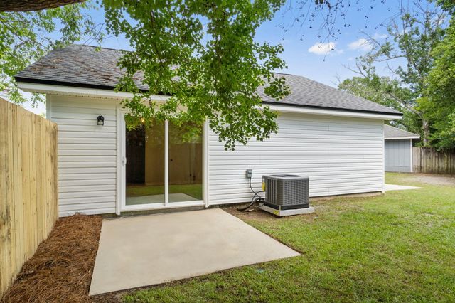 1816 Madelons Path, Fort Walton Beach, FL 32547