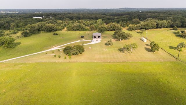 14293 S Farm to market 372, Valley View, TX 76272