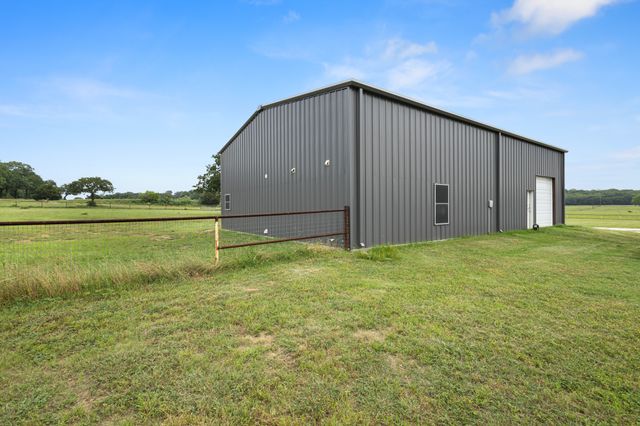 14293 S Farm to market 372, Valley View, TX 76272