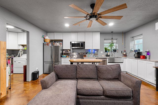 14293 S Farm to market 372, Valley View, TX 76272