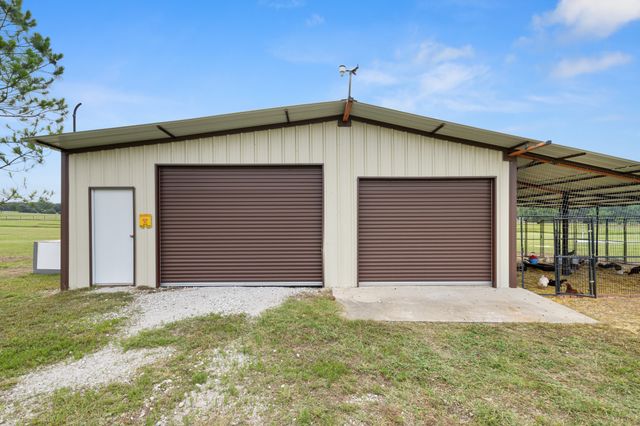 14293 S Farm to market 372, Valley View, TX 76272
