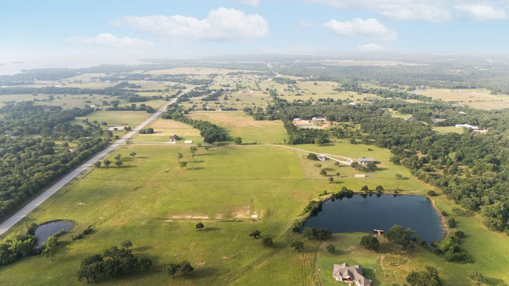 14293 S Farm to market 372, Valley View, TX 76272