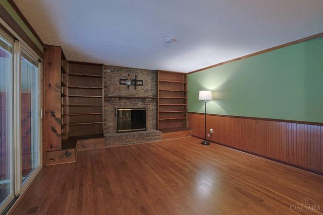 5571 Crestview Drive, Fairfield, OH 45014
