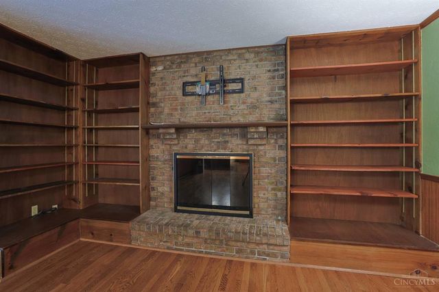 5571 Crestview Drive, Fairfield, OH 45014