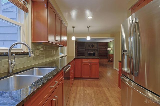 5571 Crestview Drive, Fairfield, OH 45014