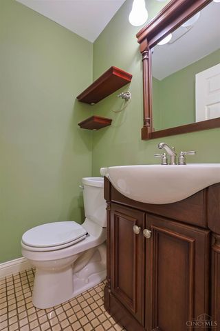 5571 Crestview Drive, Fairfield, OH 45014