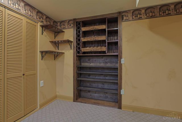 5571 Crestview Drive, Fairfield, OH 45014